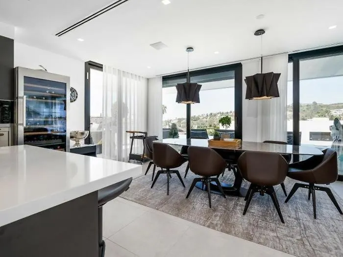 Luxury Villa With Breathtaking Views In Marbella By Lodgerstrip